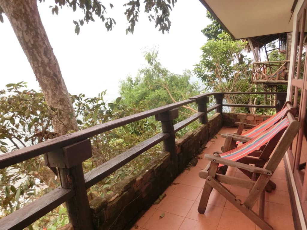 Bamboo Bay Resort - photo 11