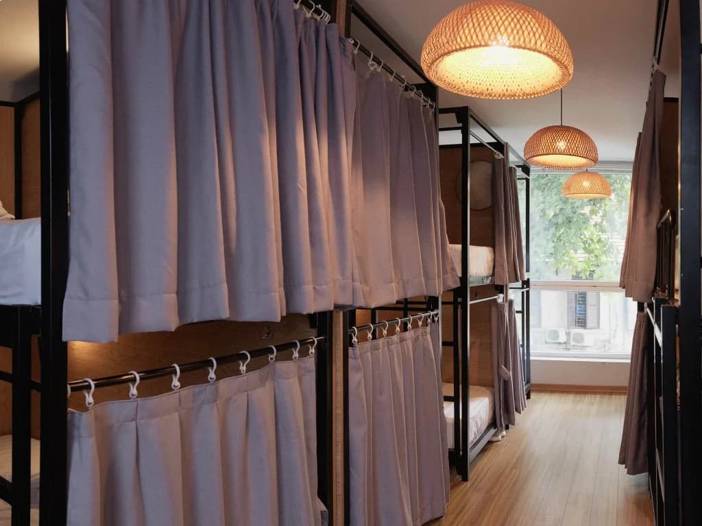 Bedgasm Hostel - photo 2