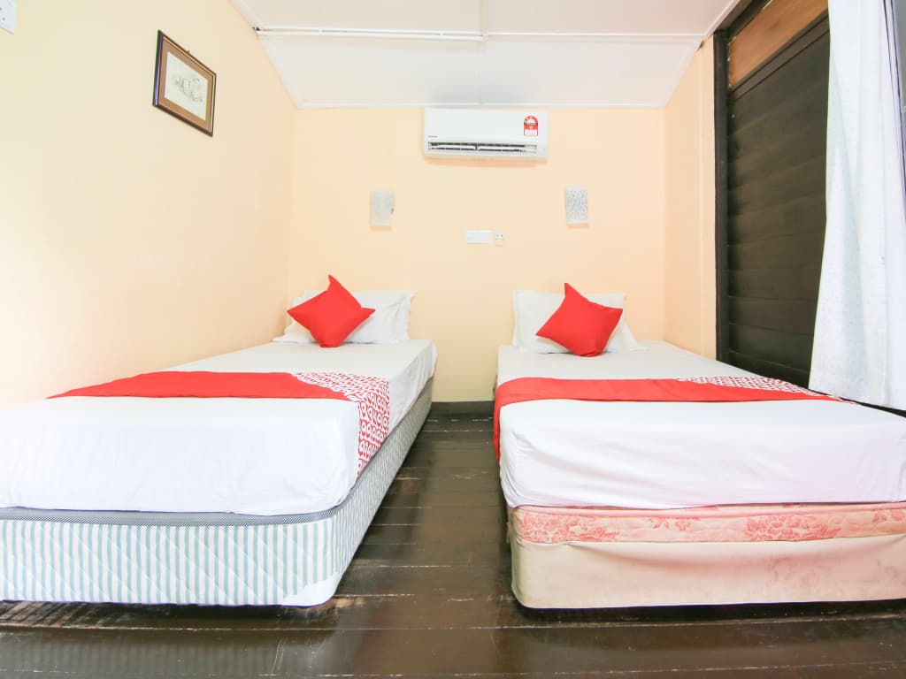 Hotel O Ombak Inn Chalet - photo 1