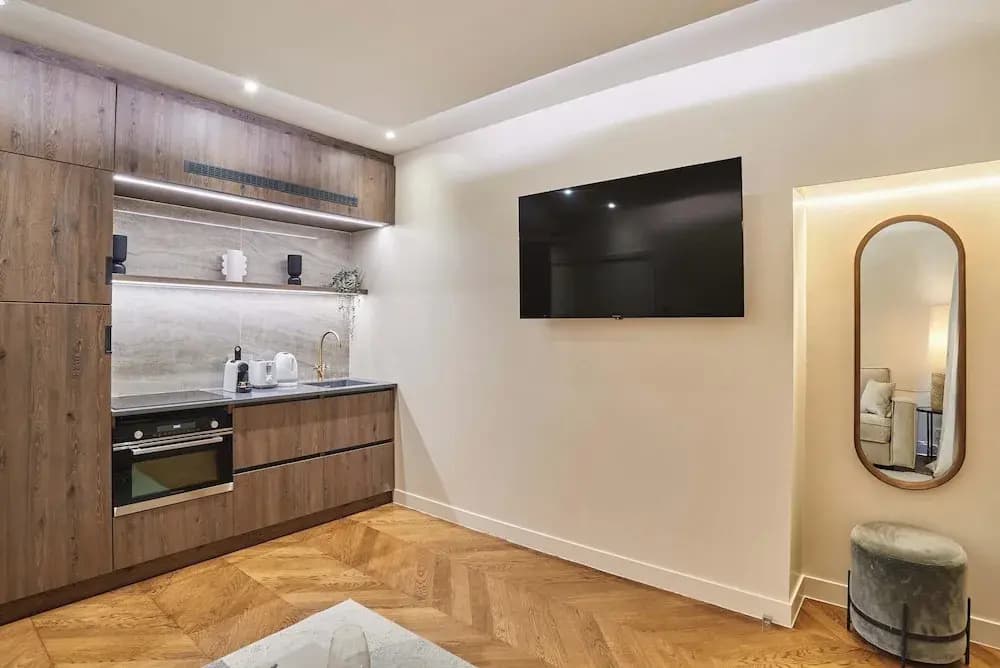 Superb Air-conditioned Flat on the Champs Elysees - photo 7