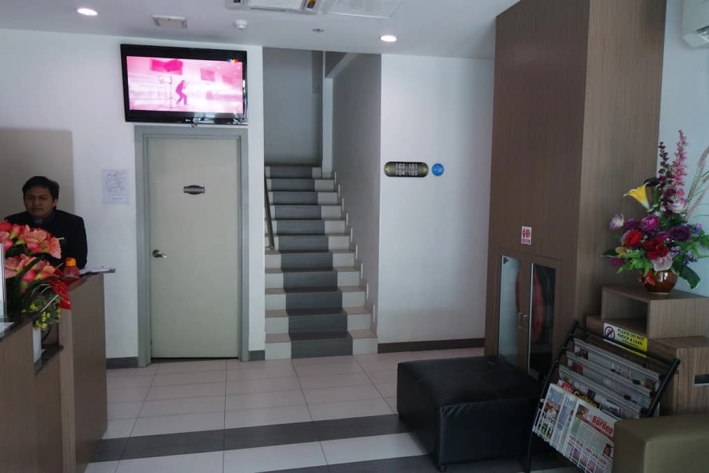 Home Hotel Labuan - photo 16