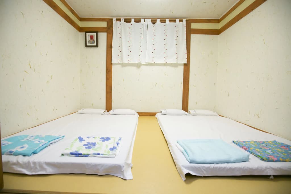 Bukchonmaru Hanok Guesthouse - photo 4