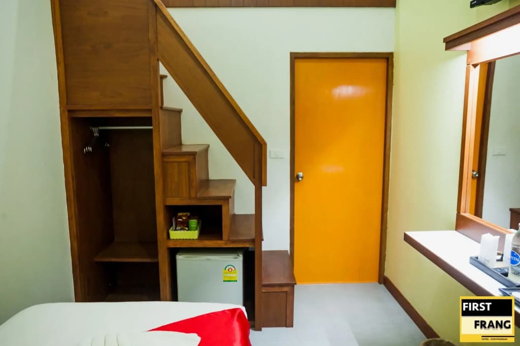 First & Frang Hotel - photo 6