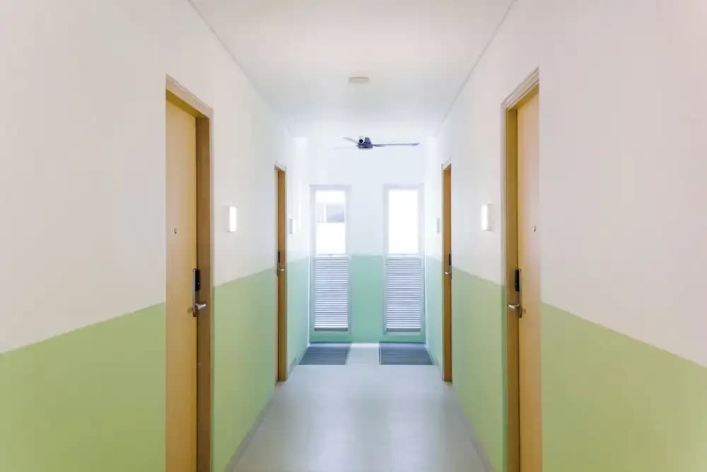 Hotel Sanctuary Slipi - photo 10
