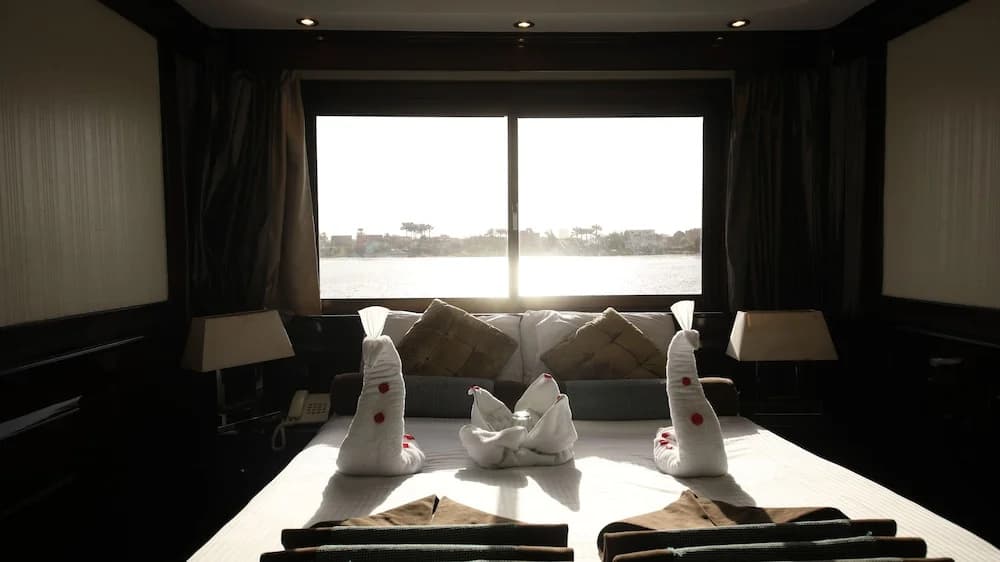 River Boat - photo 5
