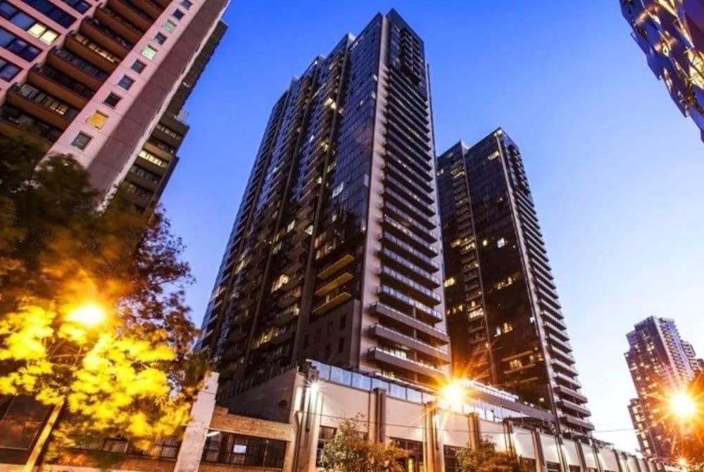 ReadySet Apartments City Tower - photo 12