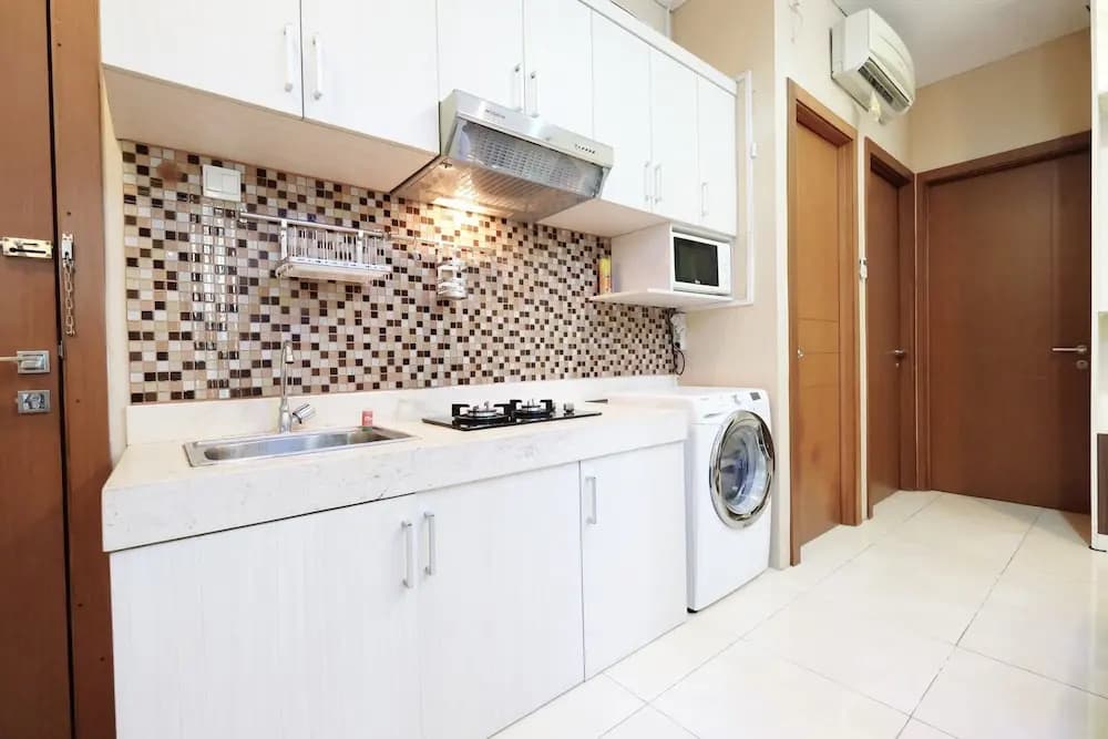 Classy Apartment @ MT Haryono Square - photo 11