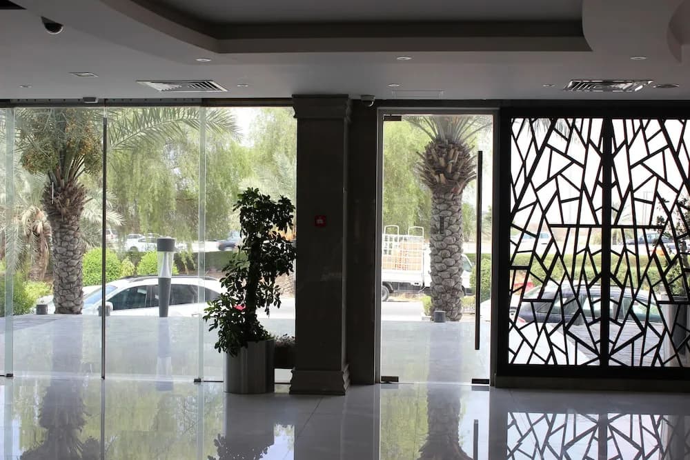 City Center Hotel - photo 24
