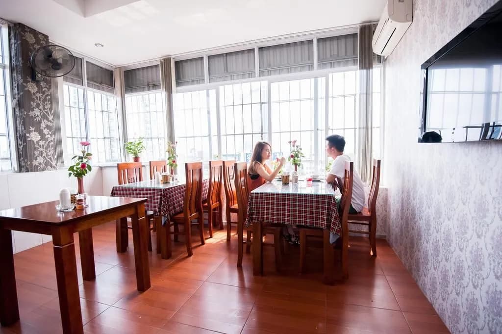Phu Nhuan Hotel - photo 15