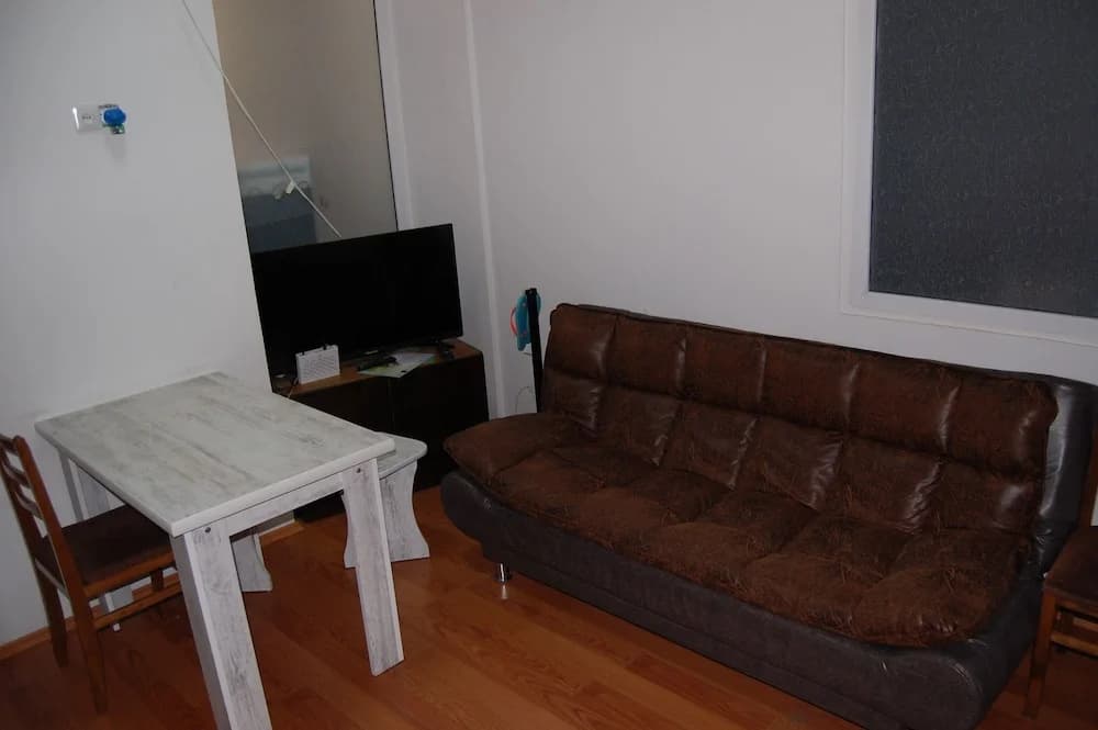 Chacha & Wine Hostel - photo 2