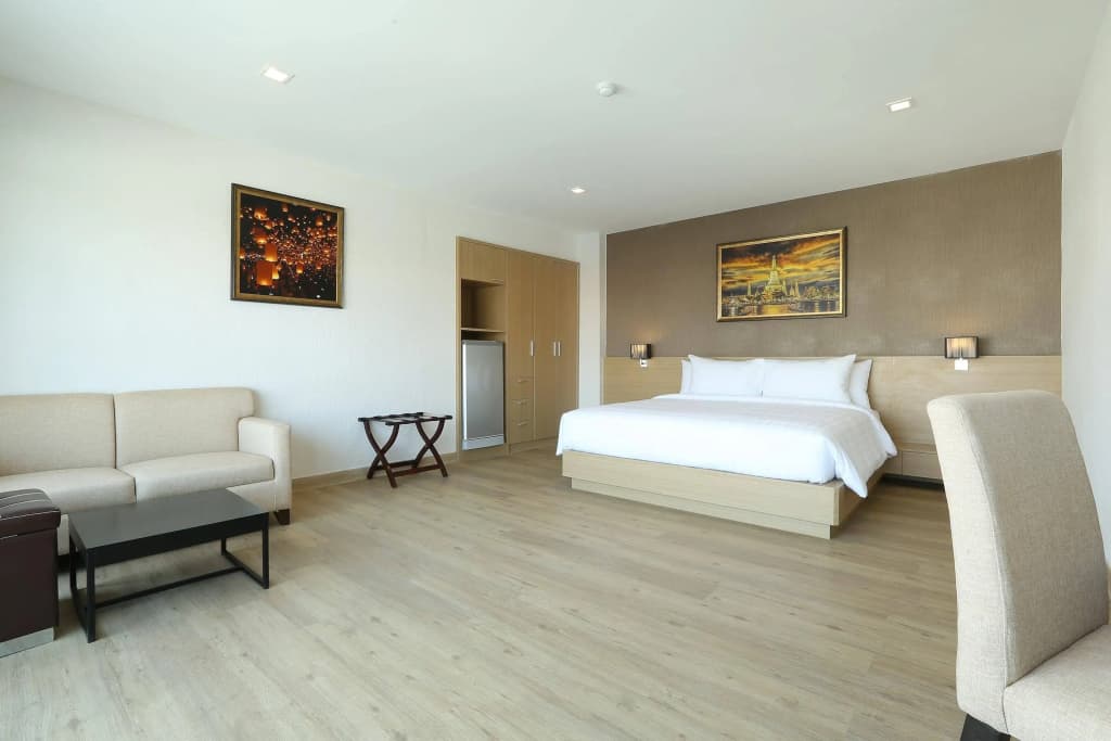 Adelphi Pattaya - photo 5