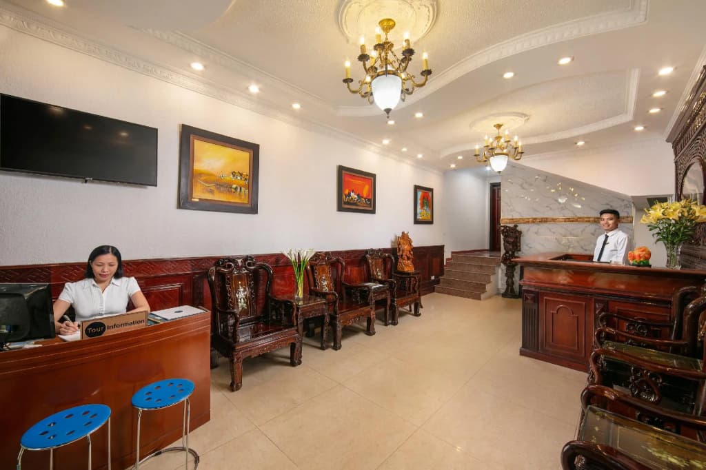 Little Diamond Hotel - photo 18