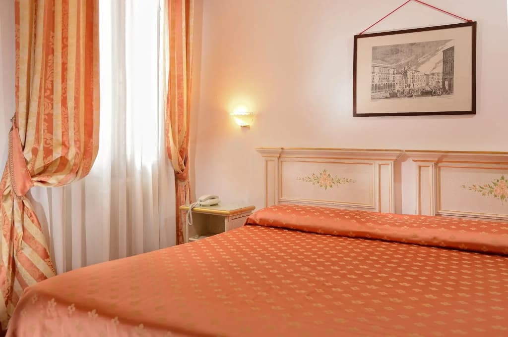 Hotel Ambassador Tre Rose - photo 5