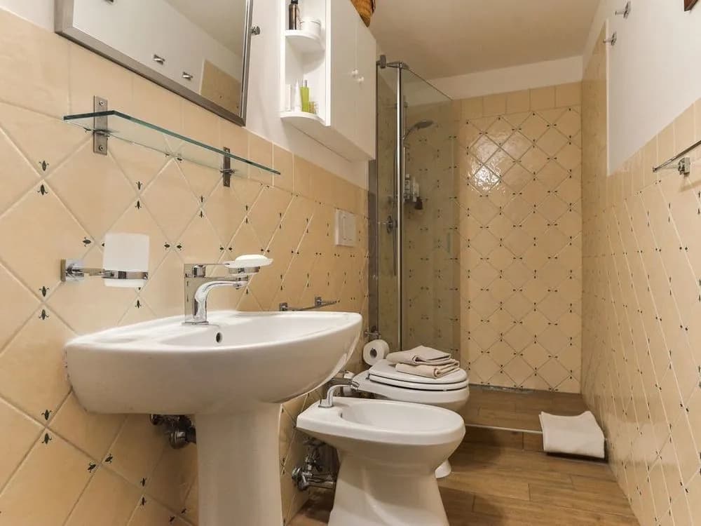 Spanish Steps Apartment - photo 6
