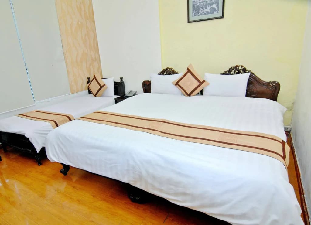 Ho Sen Xanh Hotel Hanoi - photo 4