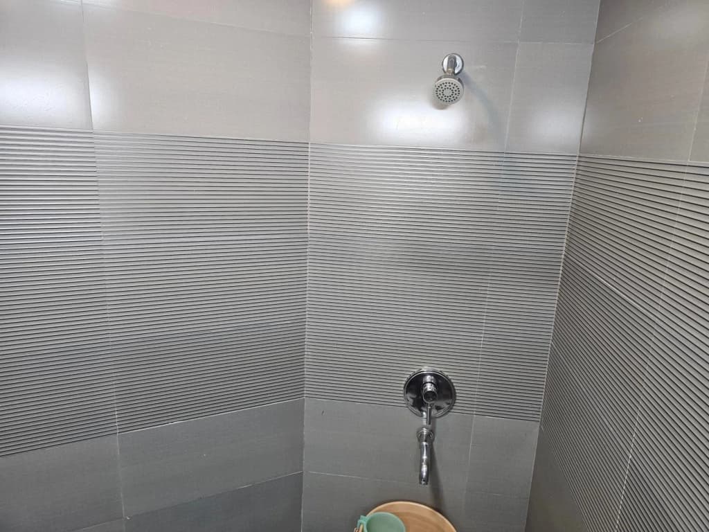 Deer Park Home Stay - photo 20