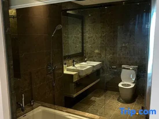 Modern Studio Escape - photo 2