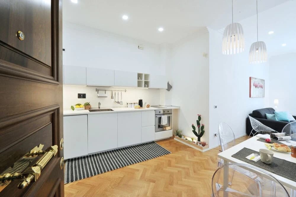Modern & Central 1bed Flat in Amazing Location! - photo 11
