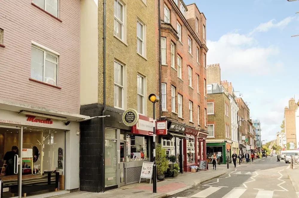 Holborn by Viridian Apartments - photo 1