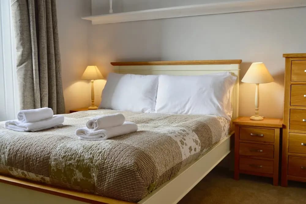 Comfortable 1 Bedroom Flat Near The Meadows - photo 3