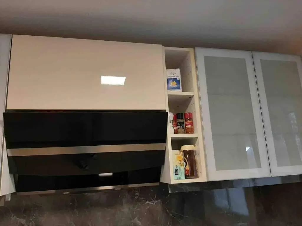Modern Flat incl Parking, near Metro U1 - photo 2