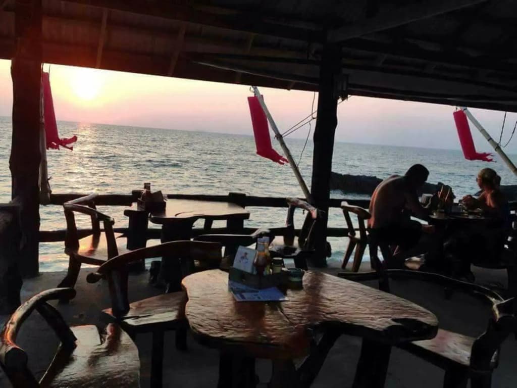 Lanta New Beach Bungalows - photo 15