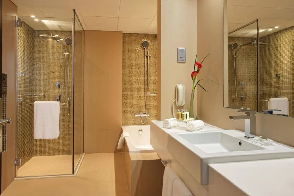 Cosmopolitan Hotel - photo 6