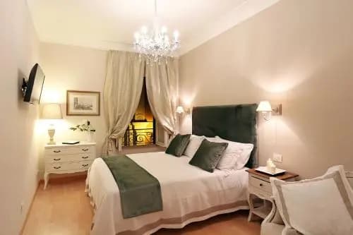 Via della Vite 2nd Floor Apartment - photo 4