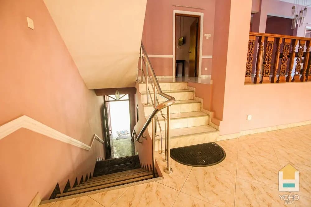 Yoho Bro Hotel - photo 6