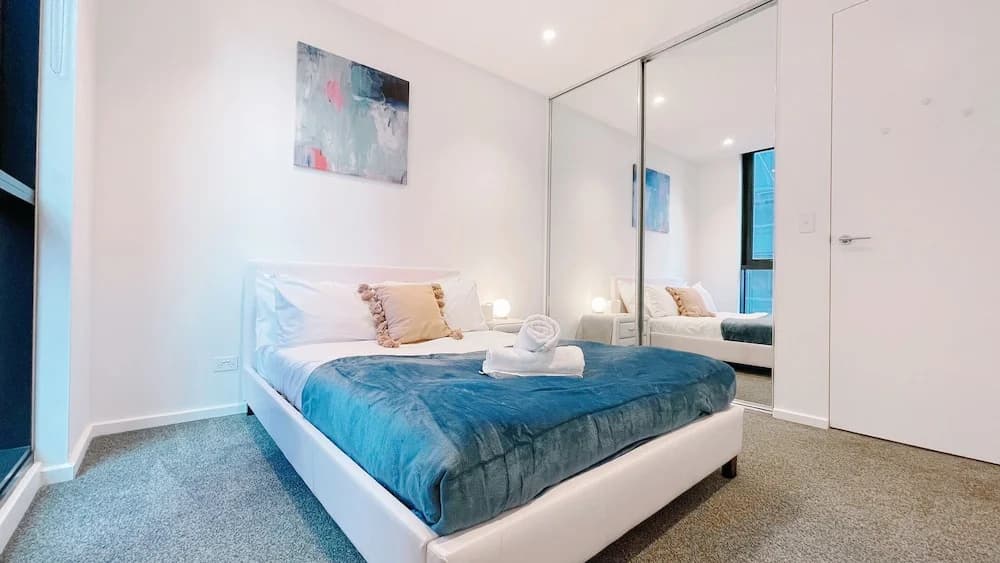 Melbourne One 2B2B1C Apt by GoodLive - photo 5