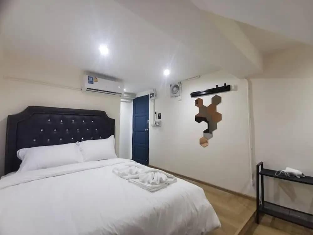The One Hotel - photo 2