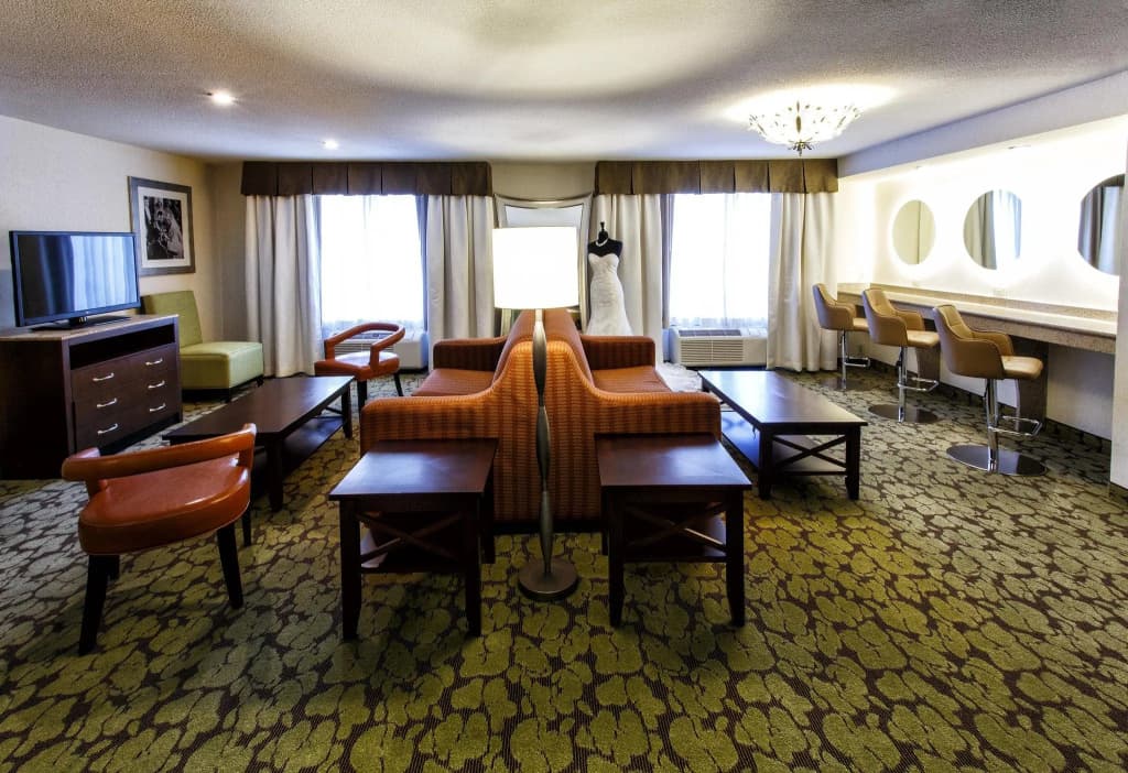 Hilton Garden Inn New York / Staten Island - photo 11