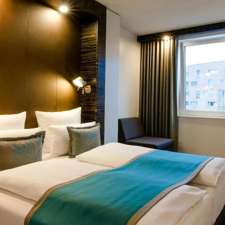 Motel One Berlin-Bellevue - photo 43