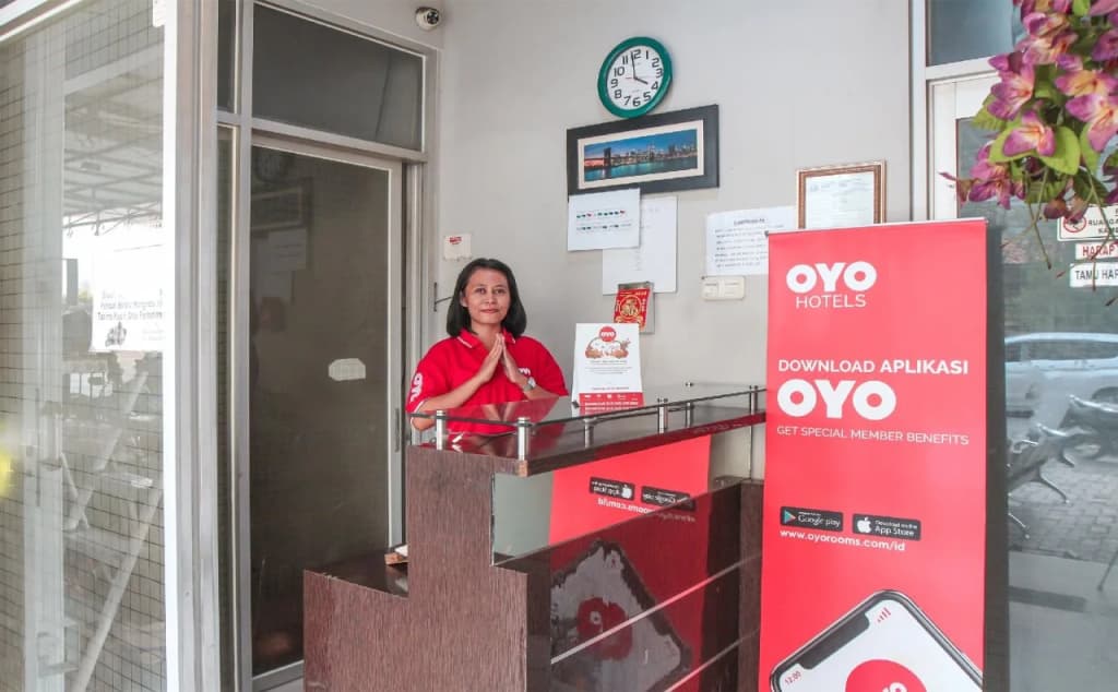 OYO 383 Env Residence - photo 12