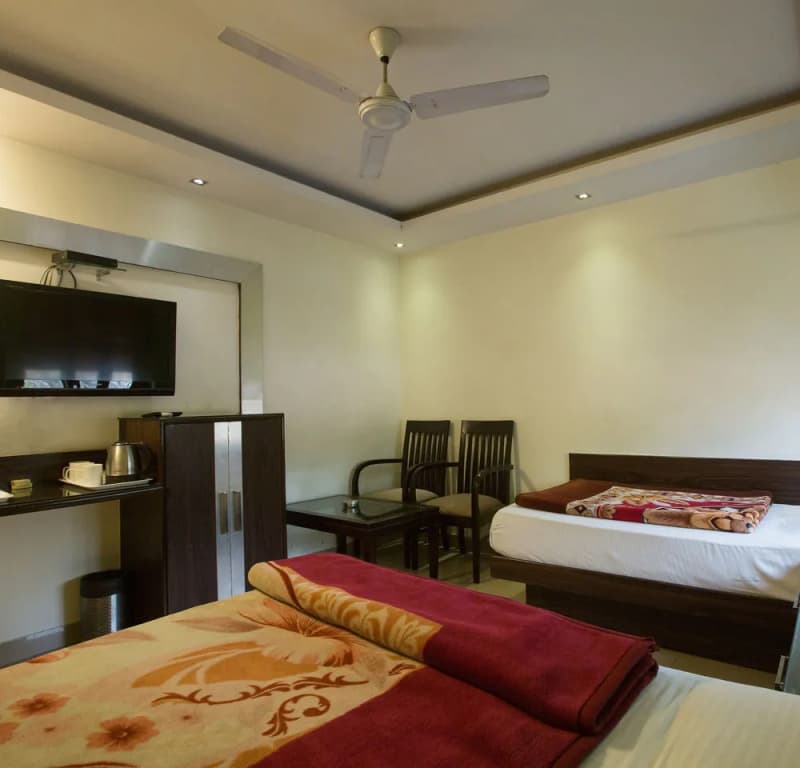 Hotel Srivinayak - photo 3