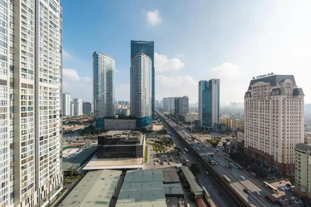 Luxury Apartment Vinhomes Skylake - photo 9