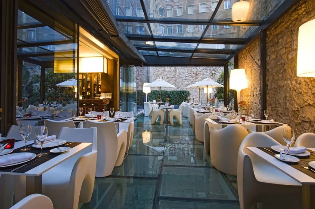 Olivia Plaza Hotel - photo 16