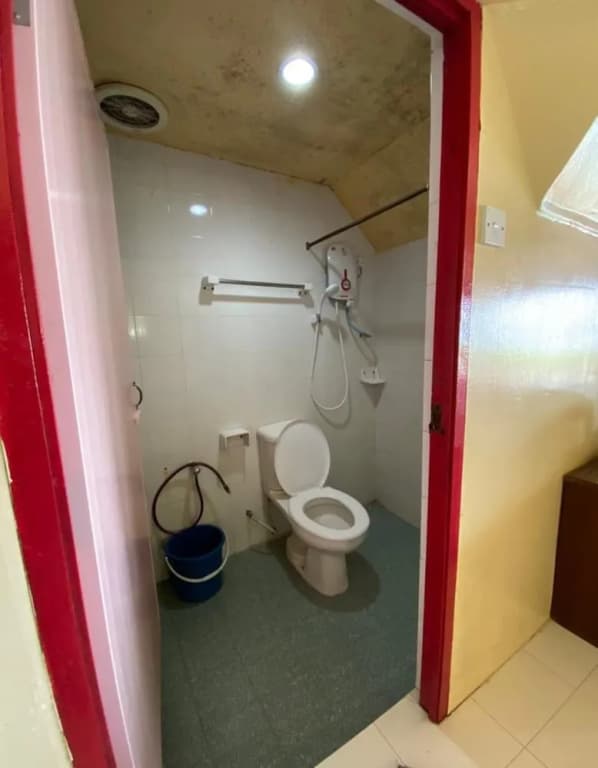 Charlie Langkawi Motel - photo 8