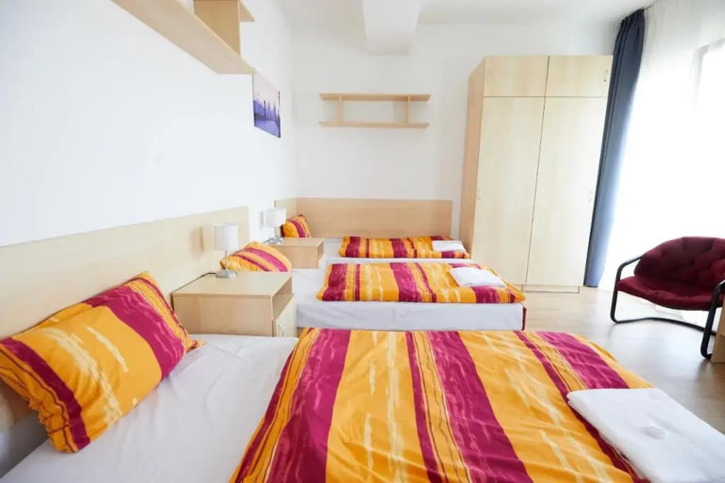 University Hotel - photo 22