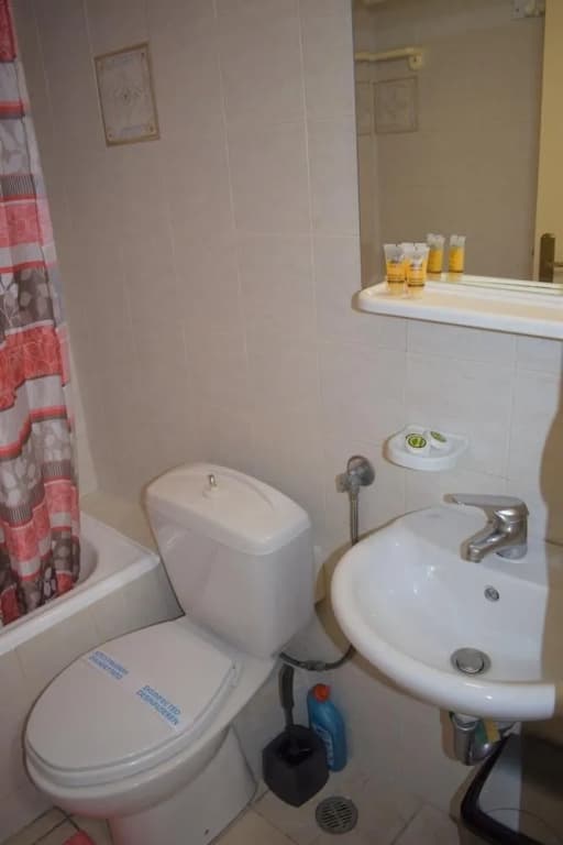 Great Location Comfort Flat - photo 7