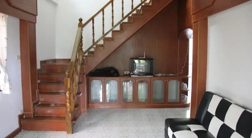 House near Beach - photo 4