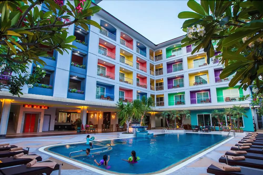 The Ninth Pattaya Hotel - photo 21