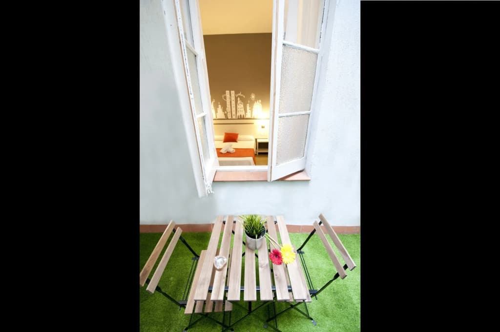 Hostal Live Barcelona - photo 15
