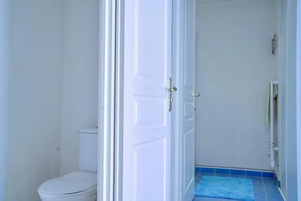 Risso - a modern one bedroom with pool - photo 10