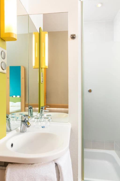 Ibis Budget Berlin Alexanderplatz - photo 9