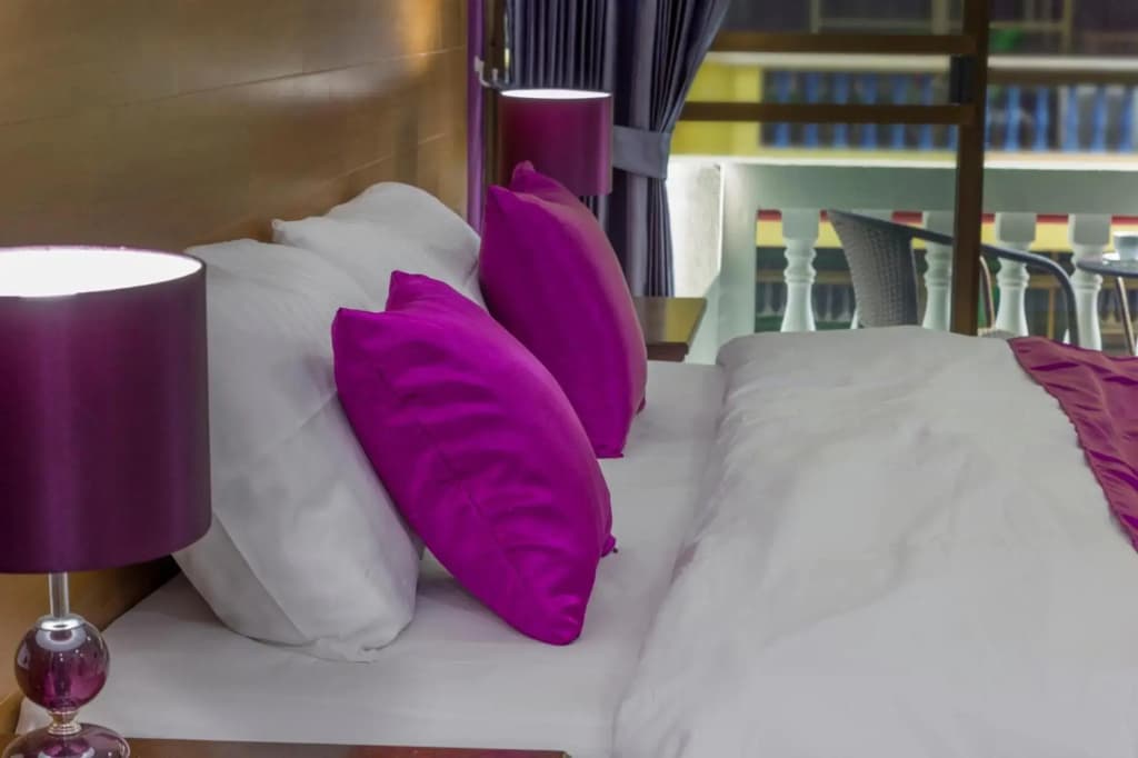 Kontiki Guesthouse - photo 3