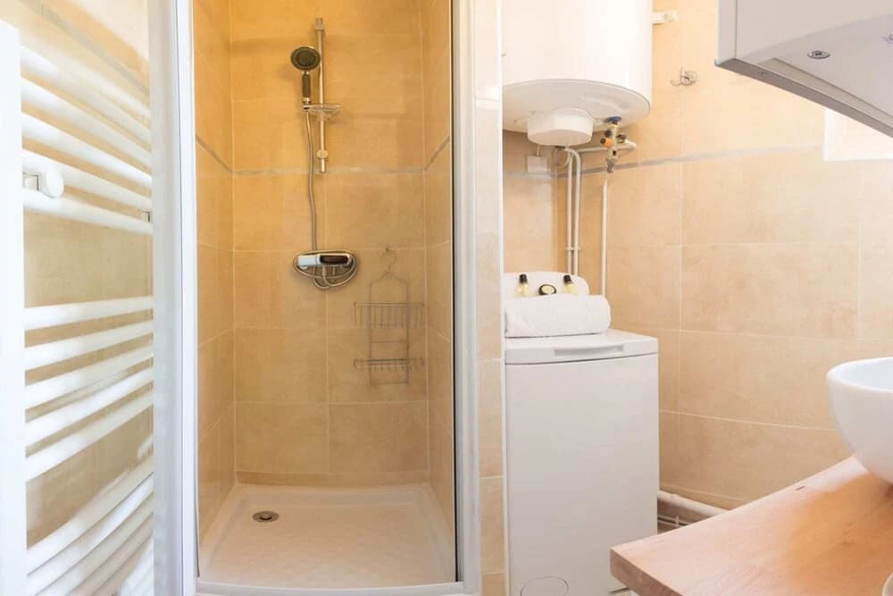 Vibrant Studio for 4 Near Gare de L'est - photo 8