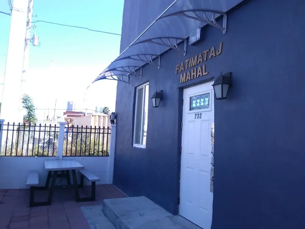 Fatimataj Mahal - photo 1