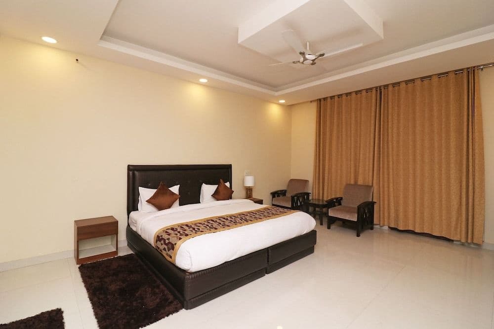 OYO 26911 Kcg Hotels - photo 3