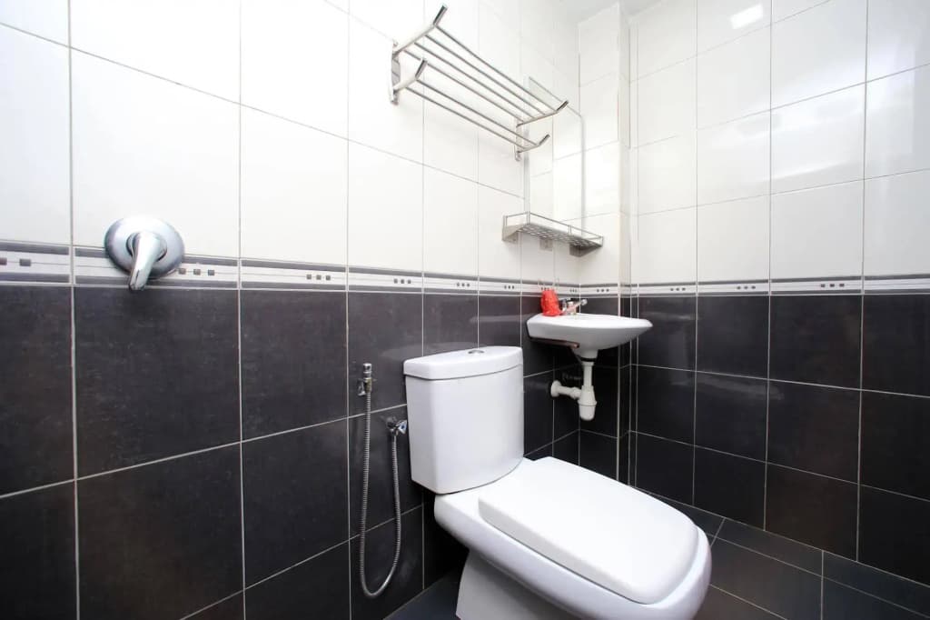 OYO 124 Hotel Seniman Sentul (Sanitized Stay) - photo 10